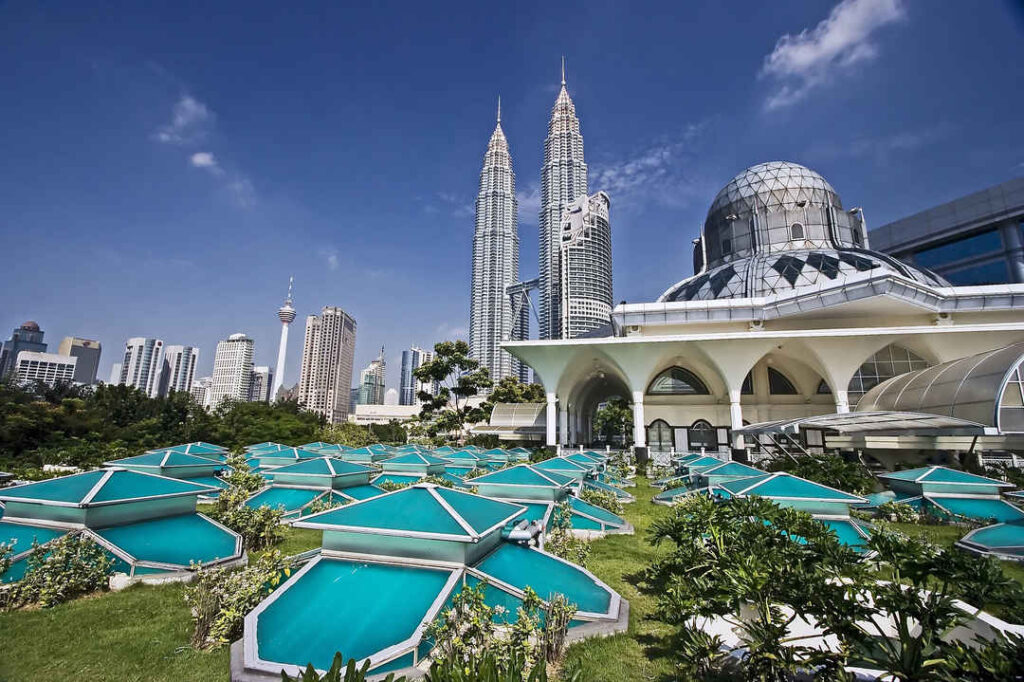 Payment gateway options for businesses in Malaysia